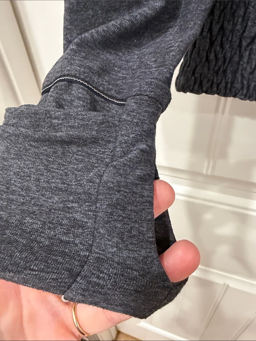 EUC lululemon athletica Navy Lead The Pack Hoodie